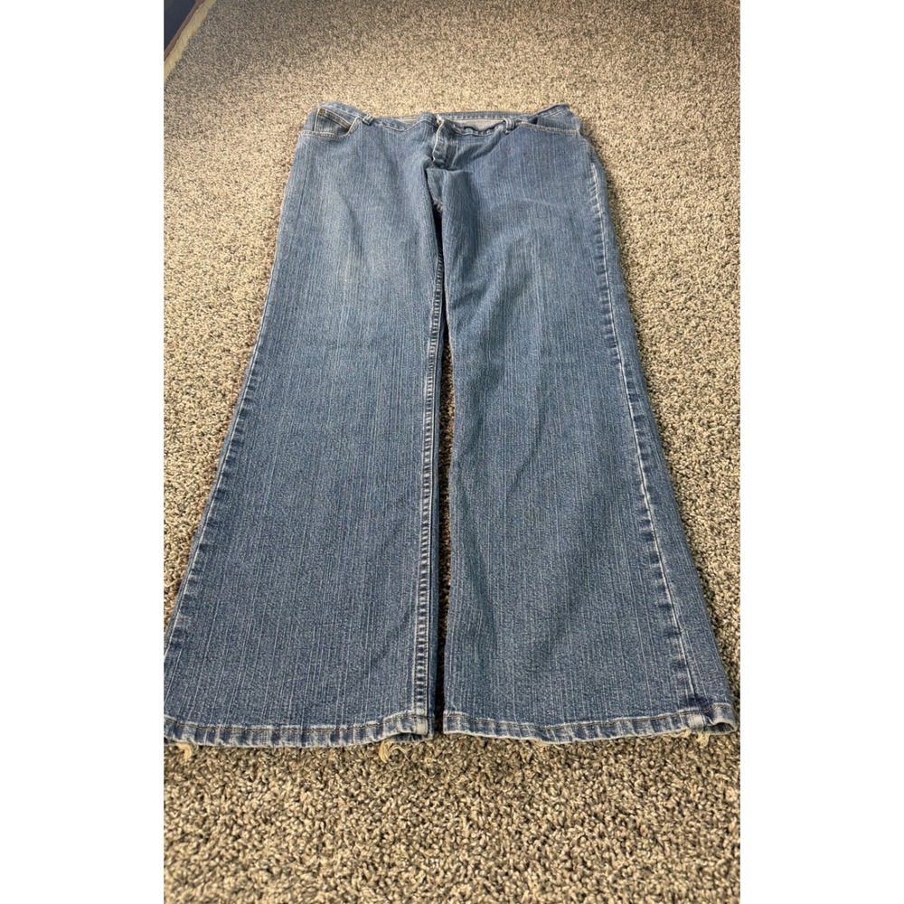 Vintage Wrangler Blues Bootcut Jeans Women's Size 14 Blue Baggy